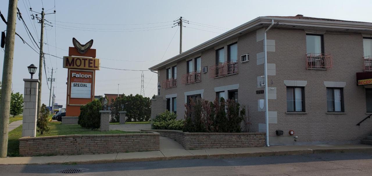 Motel Falcon บรอสซาร์ด ภายนอก รูปภาพ