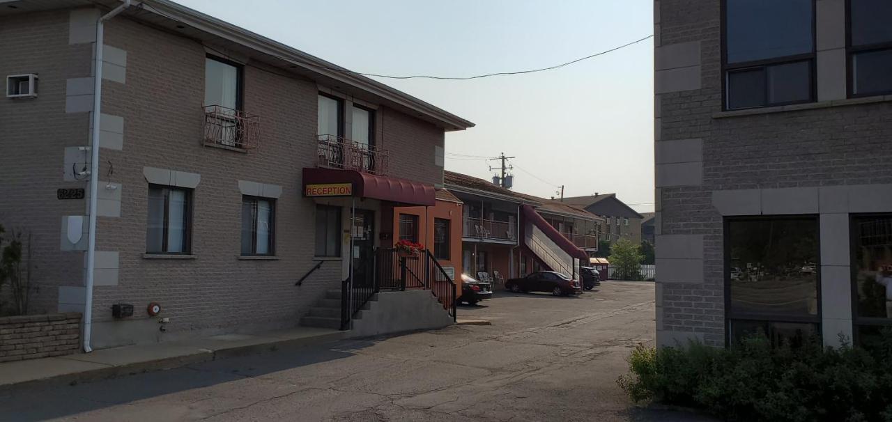 Motel Falcon บรอสซาร์ด ภายนอก รูปภาพ