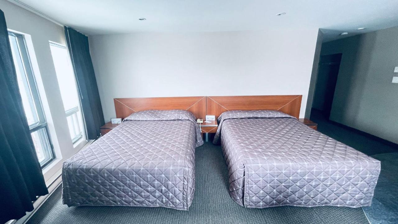 Motel Falcon บรอสซาร์ด ภายนอก รูปภาพ