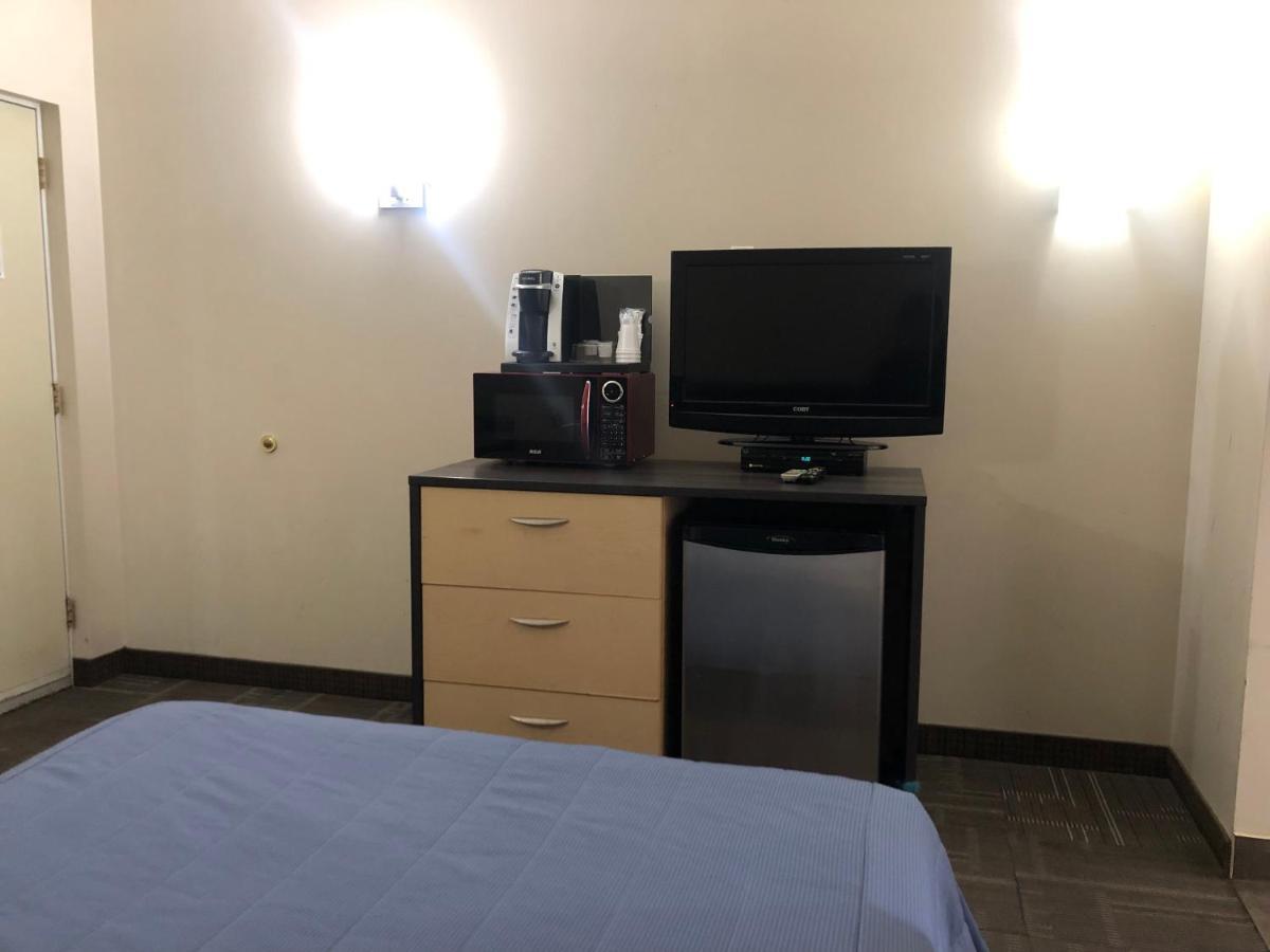 Motel Falcon บรอสซาร์ด ภายนอก รูปภาพ