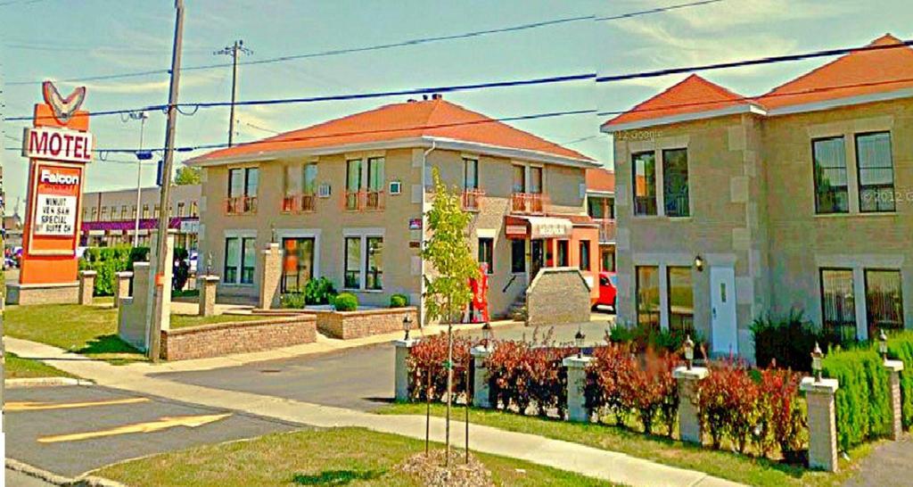 Motel Falcon บรอสซาร์ด ภายนอก รูปภาพ